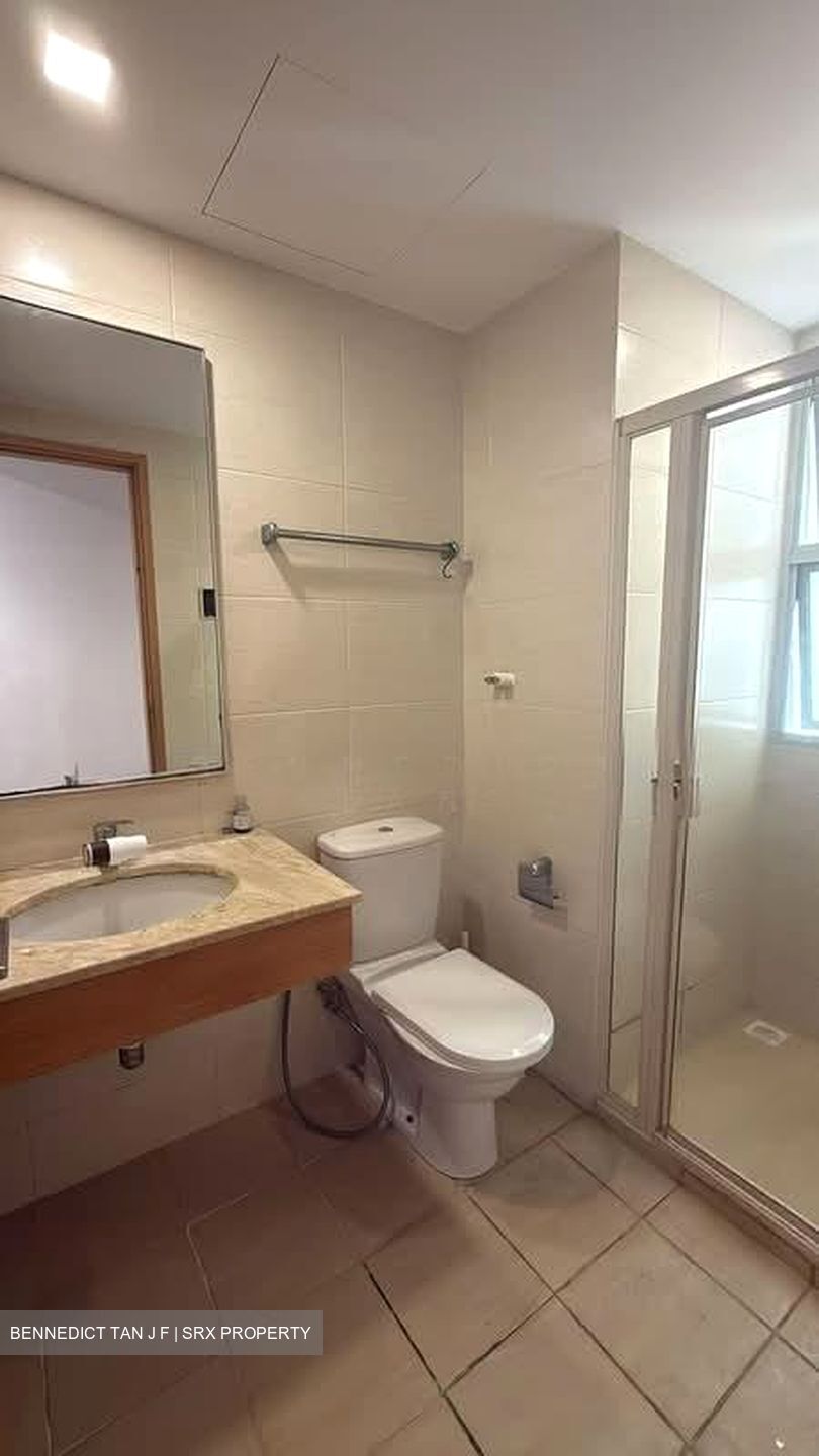 The Lakeshore (D22), Condominium #567673211